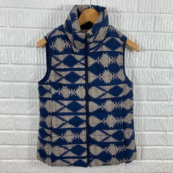 entro Jackets & Blazers - Entro Aztec Quilted Vest Small